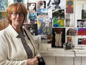 Kunstenares Greet Witsenburg in de Kunstloods