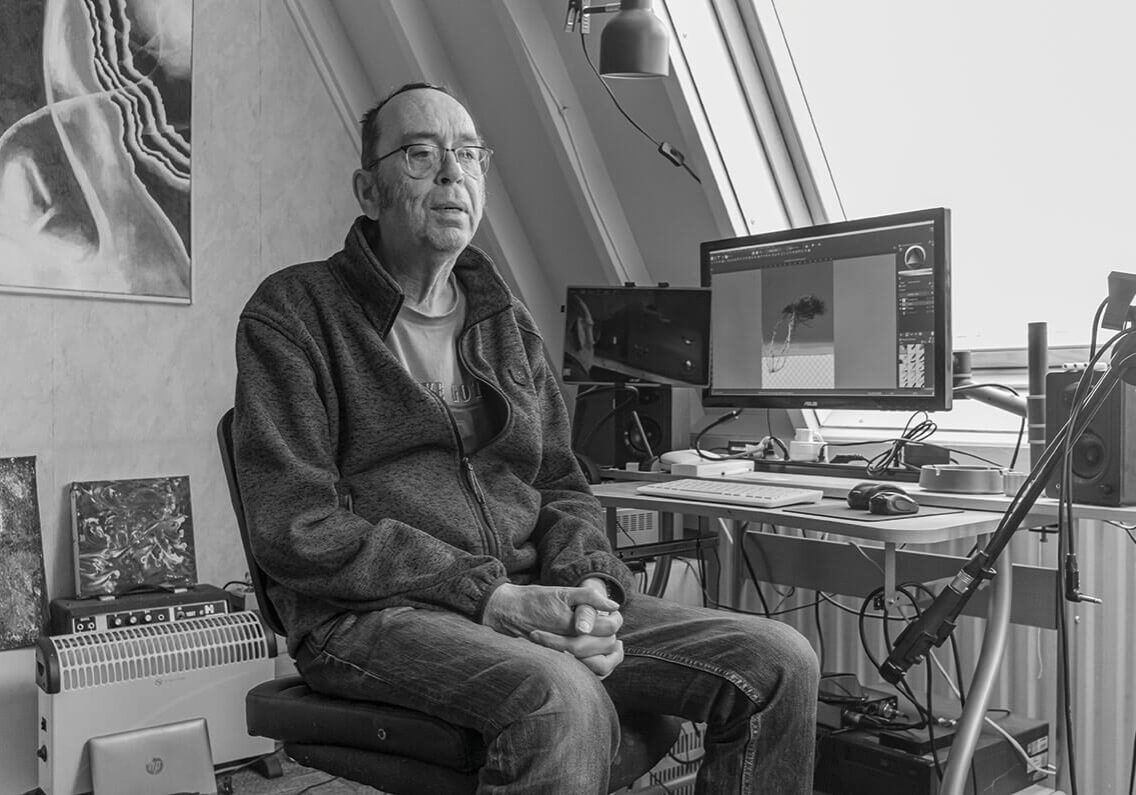 Arie van Oostende in actie - Open Ateliers Almelo